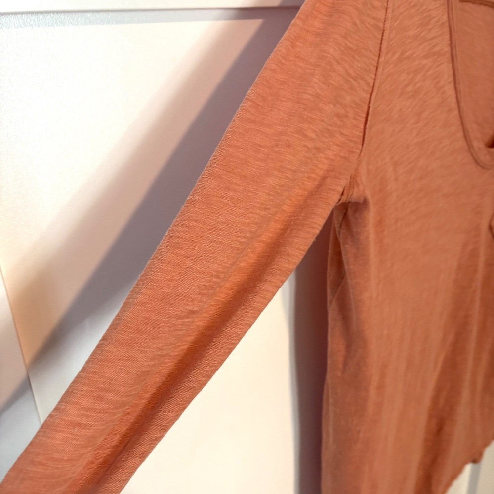 We the Free Women's Dusty Orange Long Sleeve T-Shirt in Size M - Picture 6 of 14
